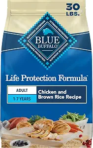 Blue Buffalo Life Protection Formula Chicken & Brown Rice Adult Dry Dog Food, Supports Immunity with Antioxidant-Rich Life Source Bits, Promotes Healthy Muscle Development, Skin & Coat Health, 30 lbs.