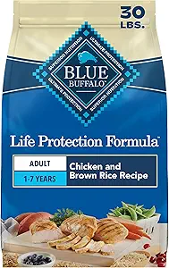 Blue Buffalo Life Protection Formula Chicken & Brown Rice Adult Dry Dog Food, Supports Immunity with Antioxidant-Rich Life Source Bits, Promotes Healthy Muscle Development, Skin & Coat Health, 30 lbs.
